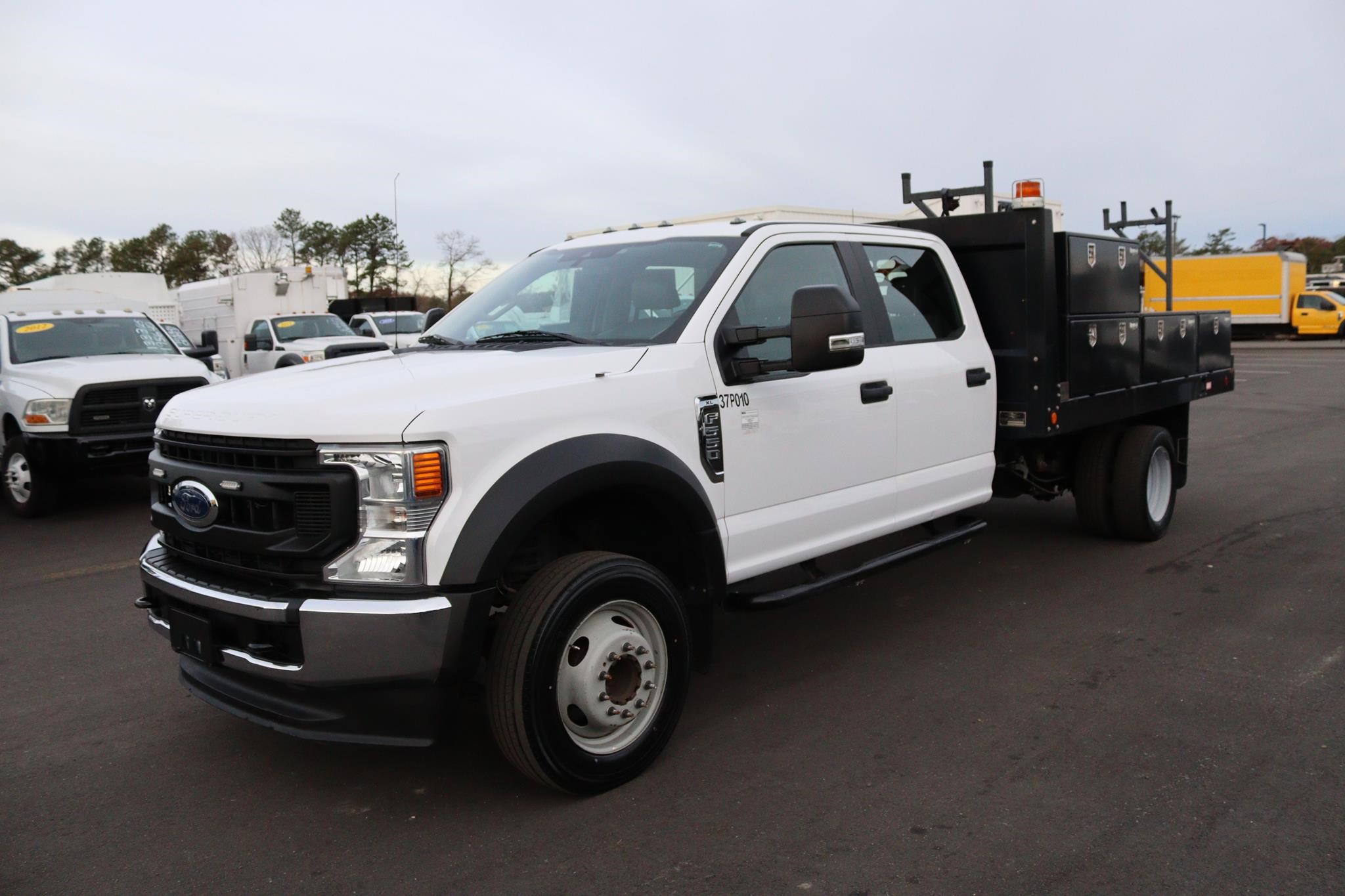 FORD F-550
