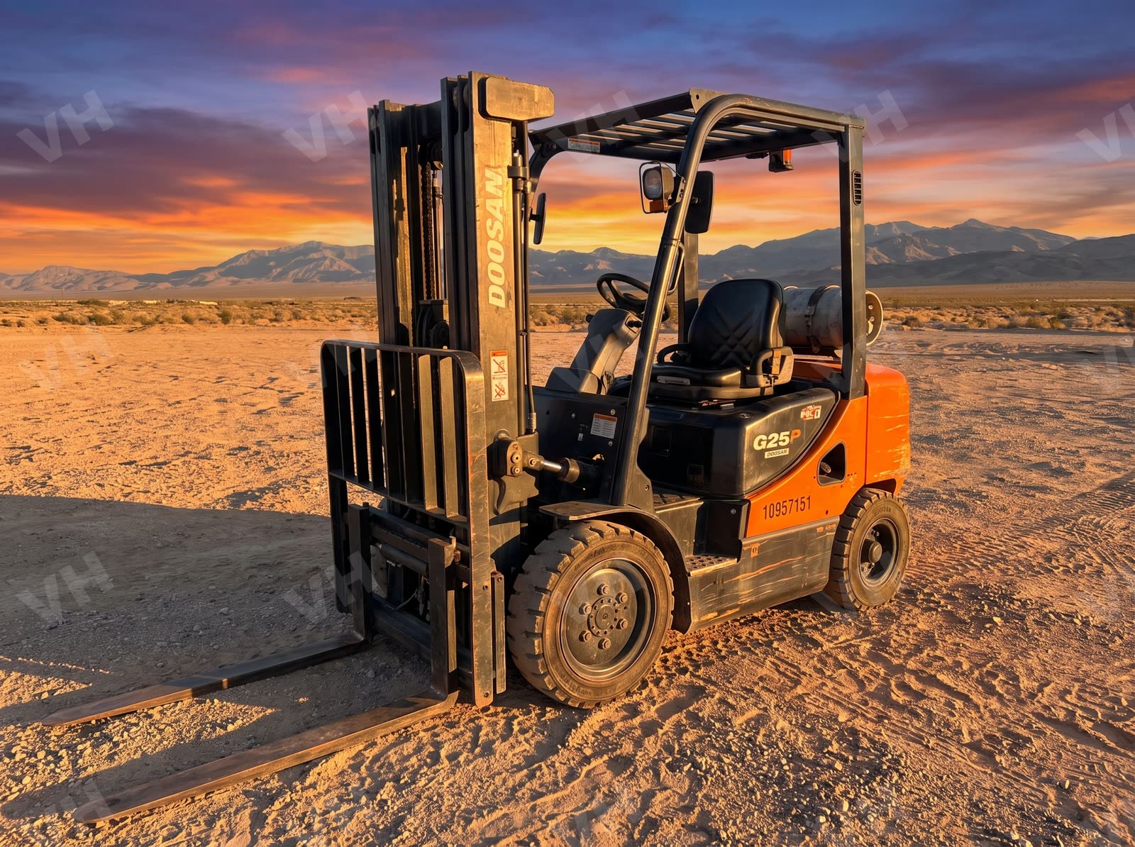 19.0 DOOSAN G25P-7DF — 231-1200