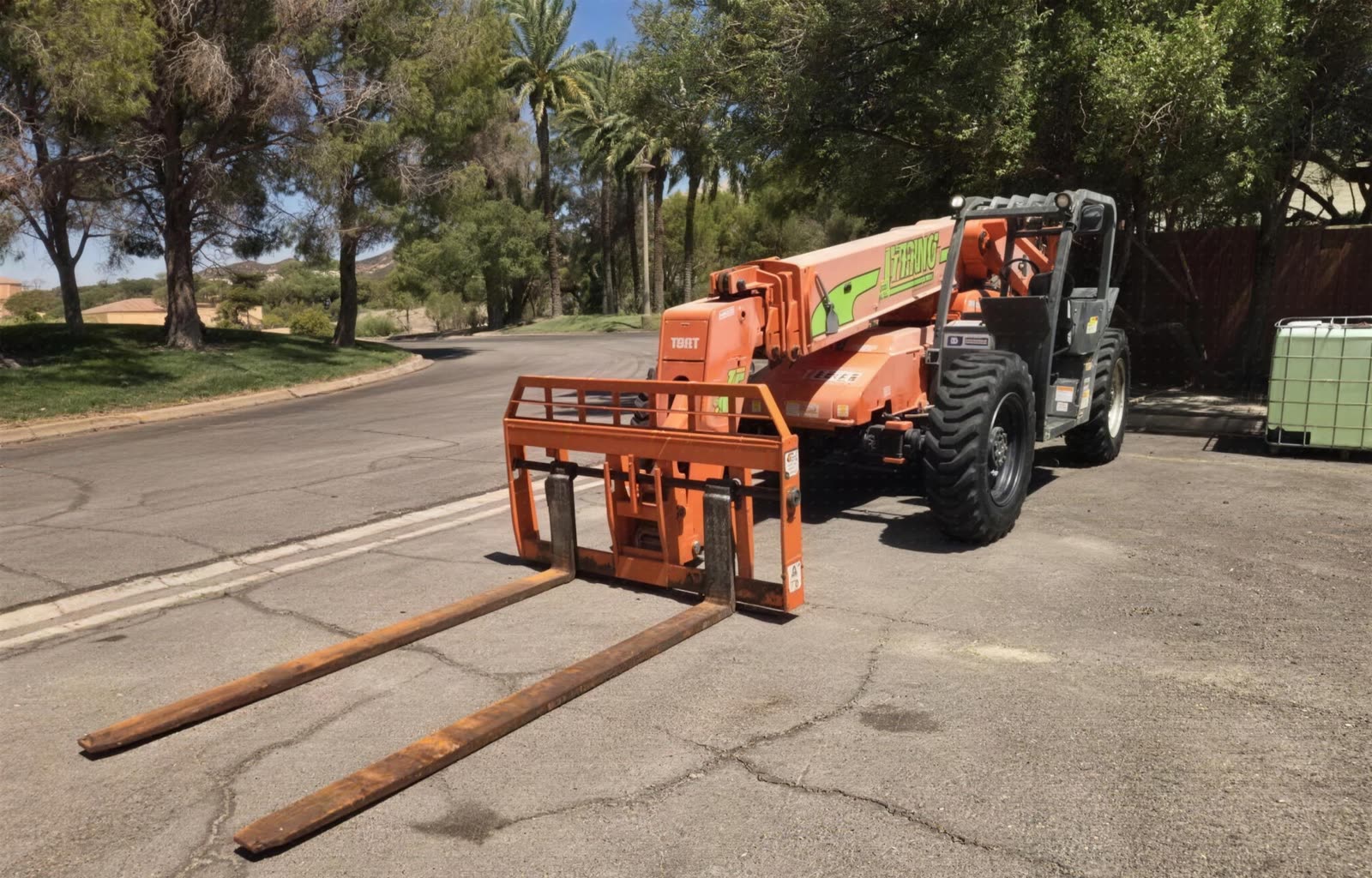 2003 Xtreme XRM1045 FORKLIFT VARIABLE REACH 10000# 40-49' photo 6