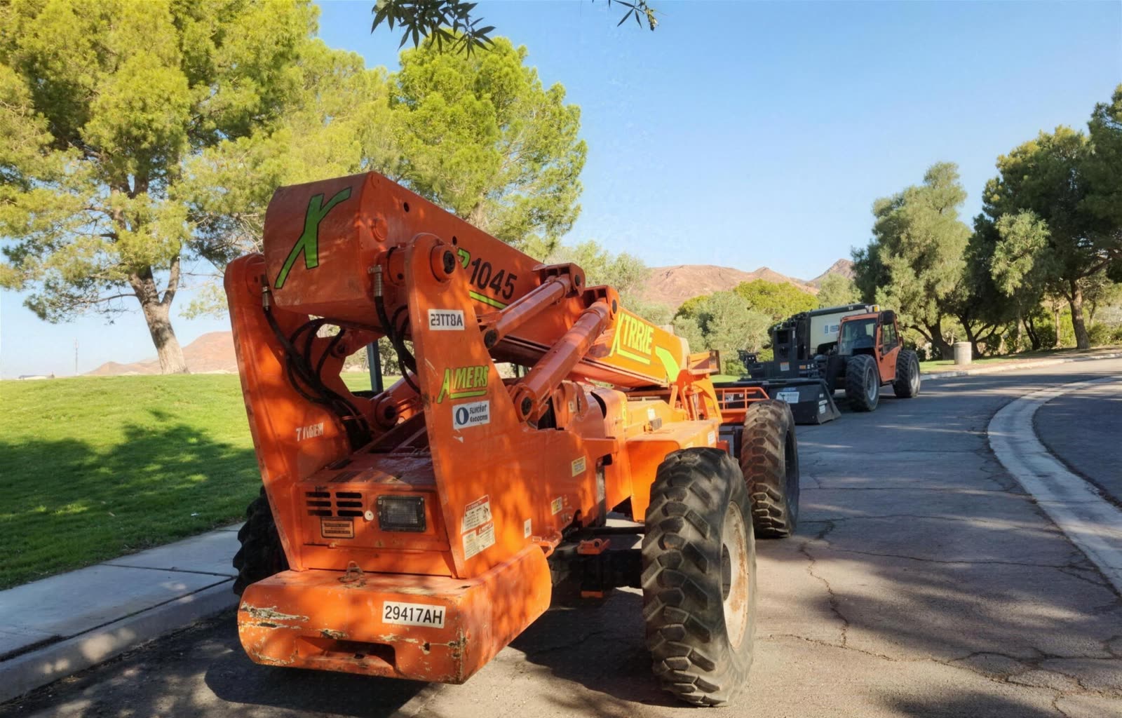 2003 Xtreme XRM1045 FORKLIFT VARIABLE REACH 10000# 40-49' photo 7