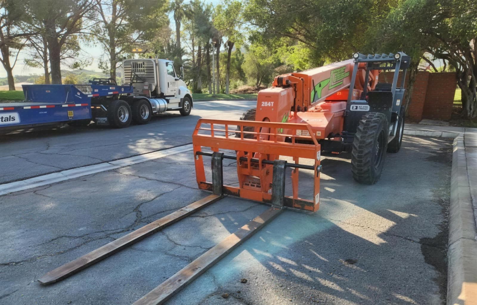 2003 Xtreme XRM1045 FORKLIFT VARIABLE REACH 10000# 40-49' photo 11