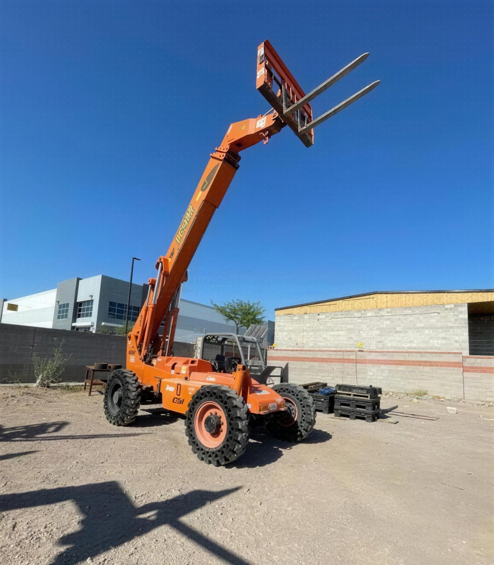 2004 Xtreme XRM1045 FORKLIFT VARIABLE REACH 10000# 40-49' photo 3