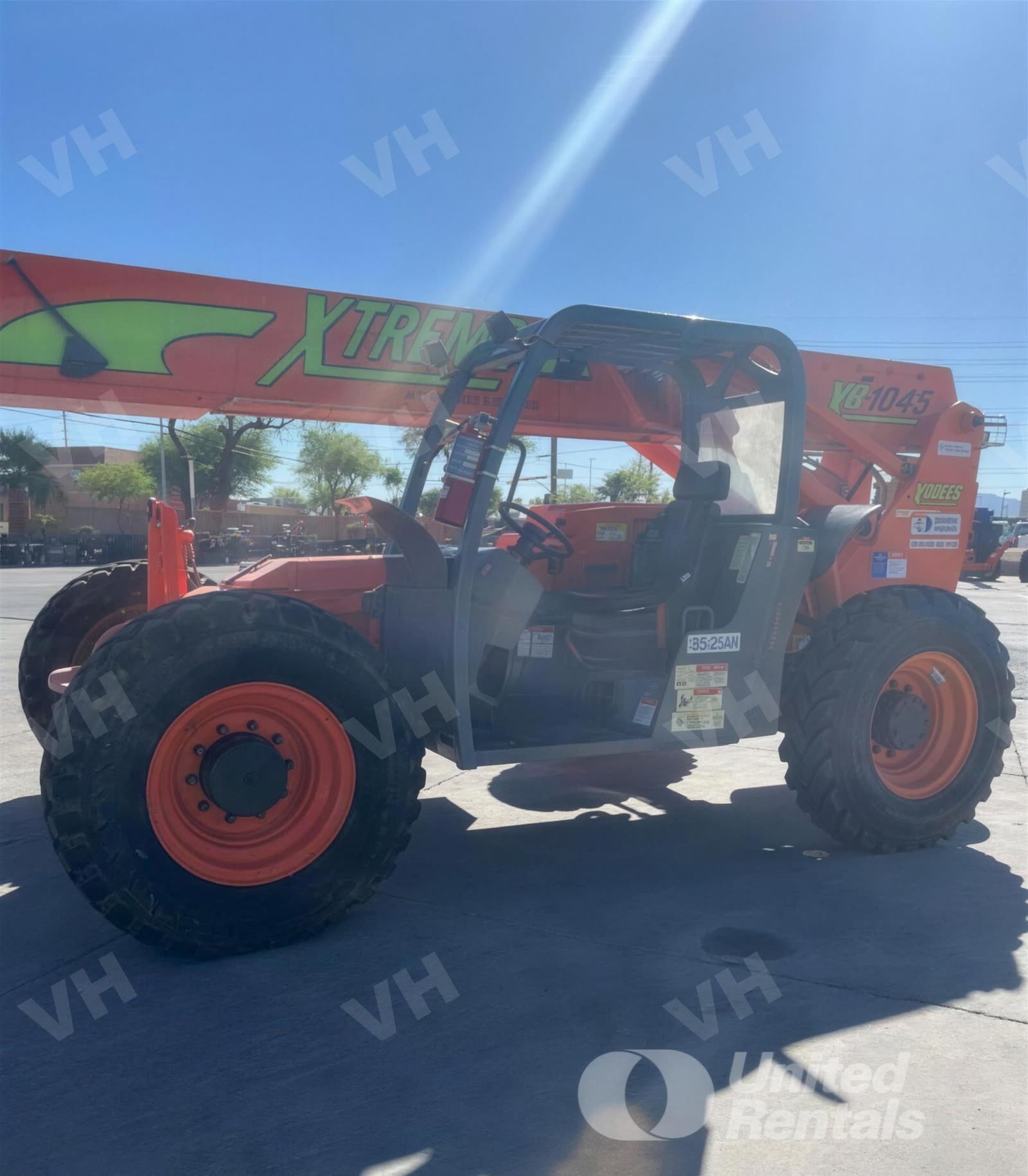 2004 Xtreme XRM1045 FORKLIFT VARIABLE REACH 10000# 40-49' photo 5