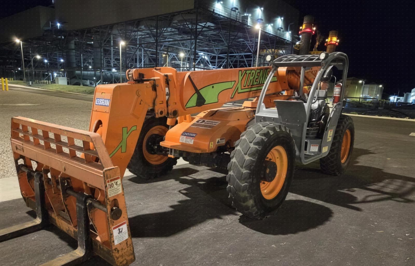 2006 Xtreme XRM1045 FORKLIFT VARIABLE REACH 10000# 40-49' photo 6