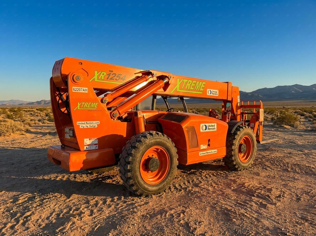 2006 Xtreme XRM1254 FORKLIFT VARIABLE REACH 12000# 53'-69'