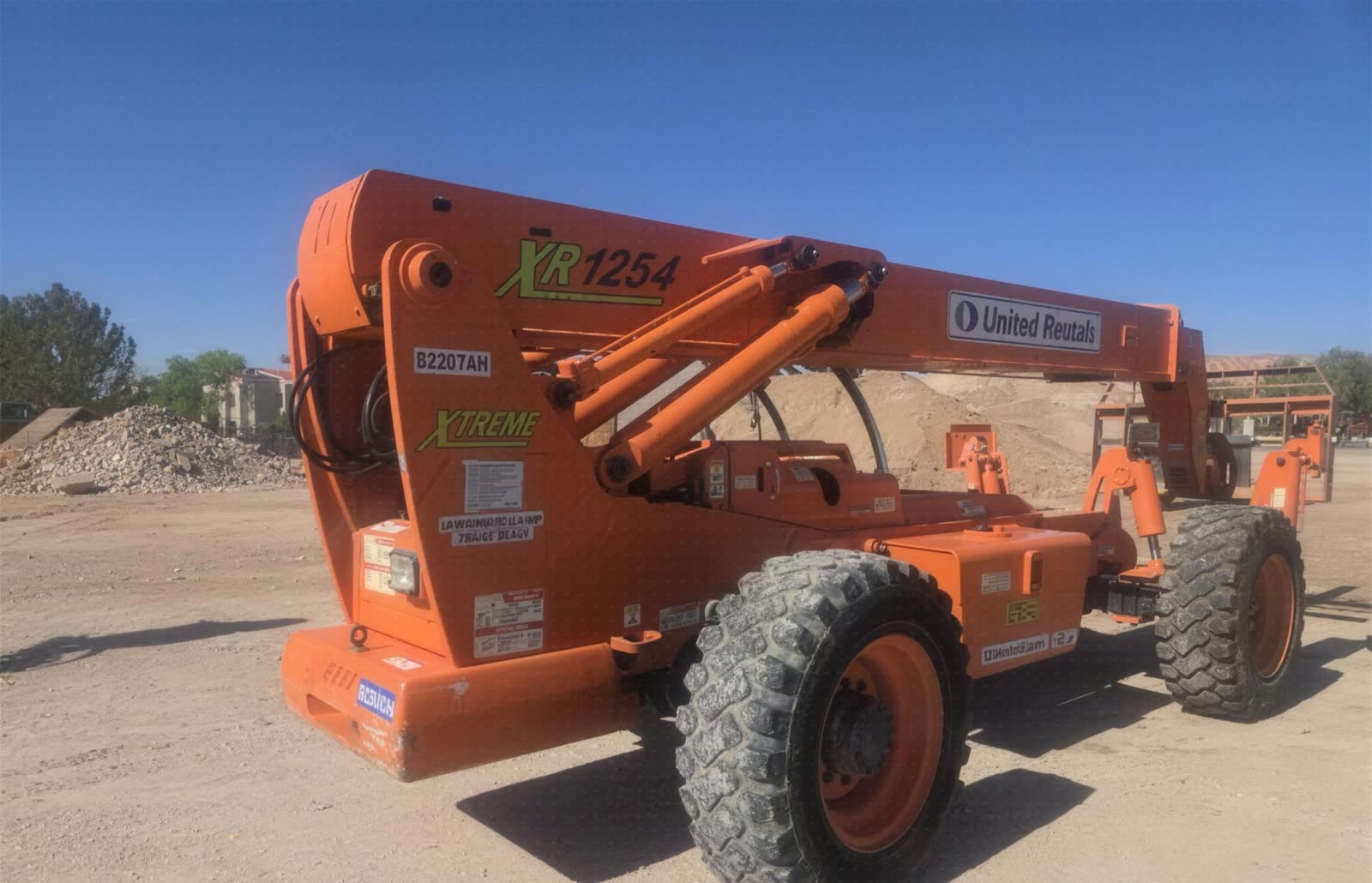 2006 Xtreme XRM1254 FORKLIFT VARIABLE REACH 12000# 53'-69' photo 5