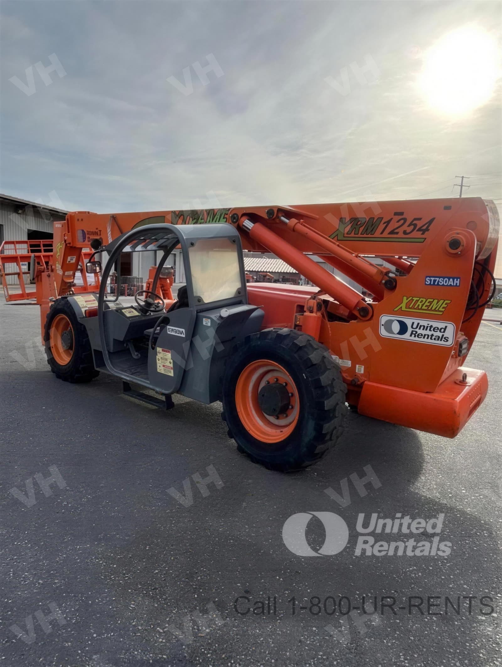 2007 Xtreme XRM1254 FORKLIFT VARIABLE REACH 12000# 53'-69' photo 4