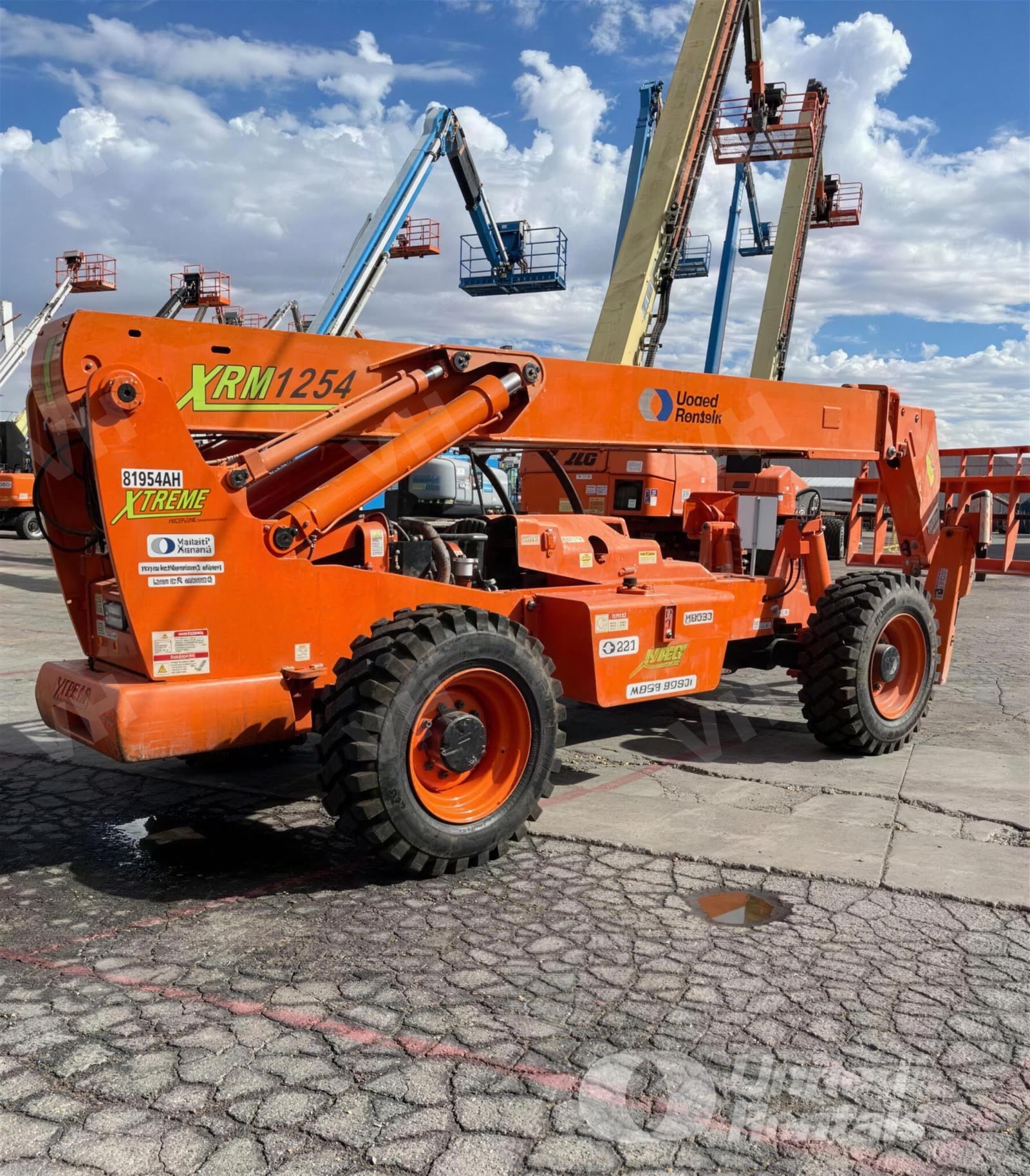 2008 Xtreme XRM1254 FORKLIFT VARIABLE REACH 12000# 53'-69' photo 4