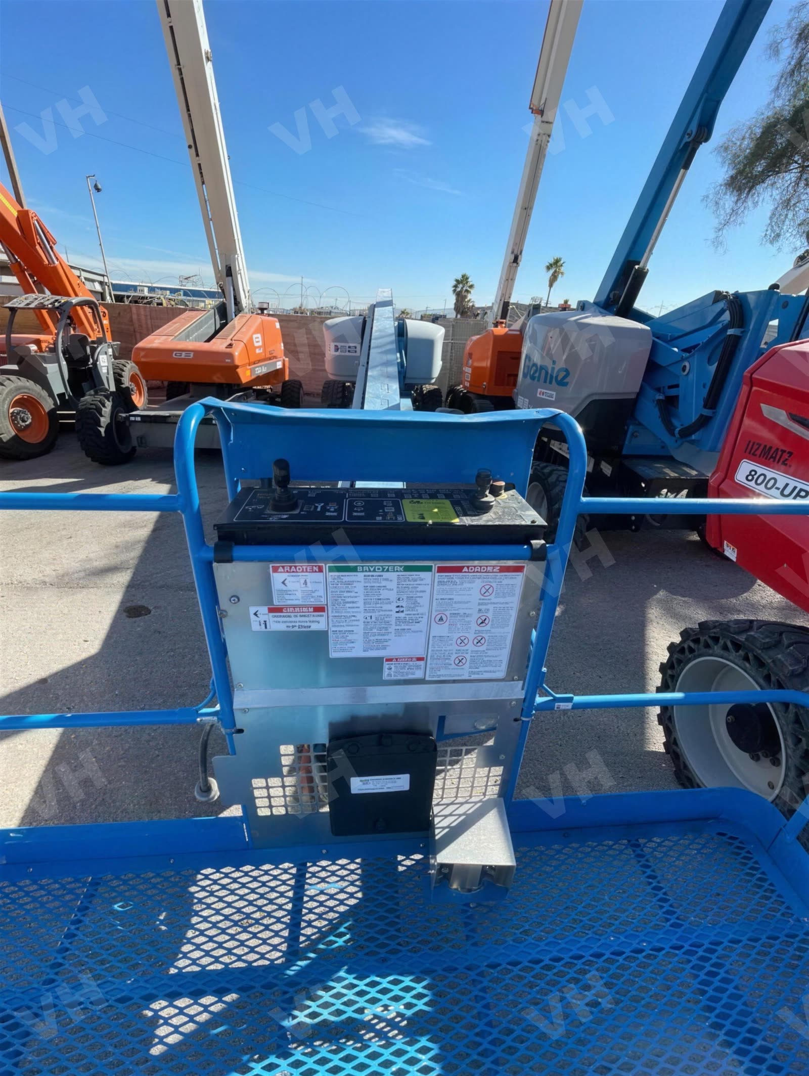 2015 Genie S-80X BOOM 76-80' TELESCOPIC photo 3