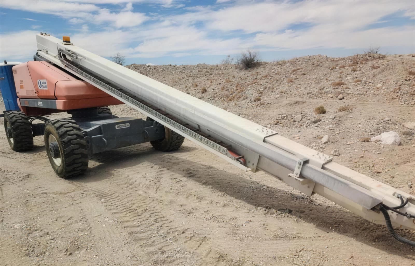 2016 SNORKEL TB60 BOOM 60-64' TELESCOPIC photo 4