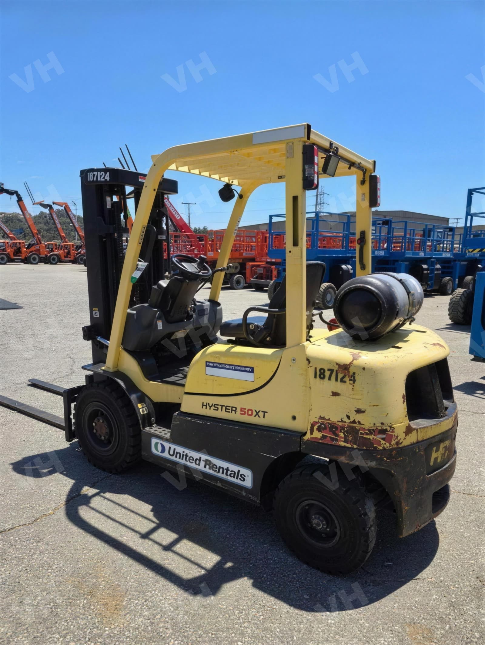 2017 Hyster H50XT FORKLIFT WHSE 5000# LP ONLY photo 3