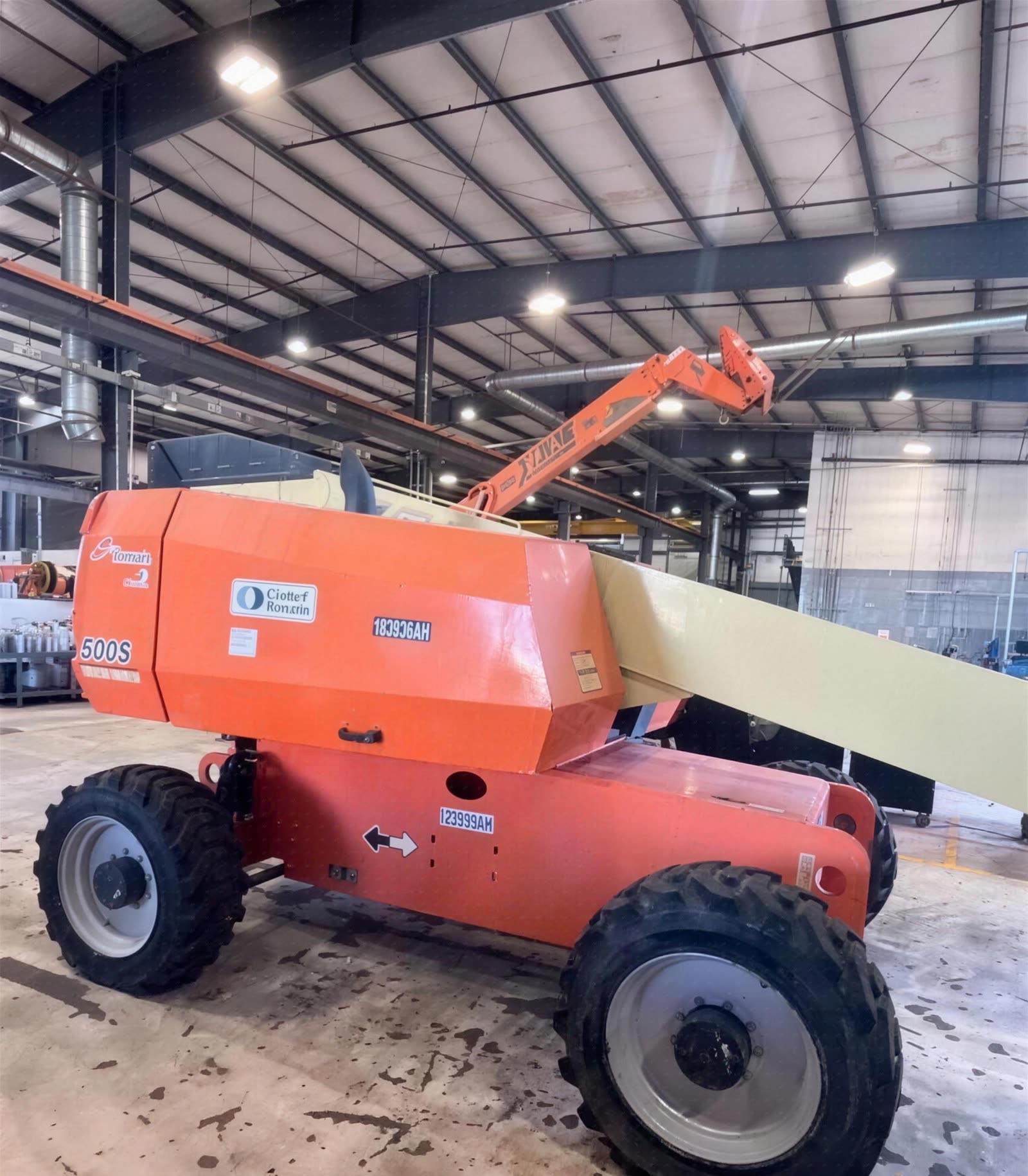 2017 JLG 600S BOOM 60-64' TELESCOPIC photo 4