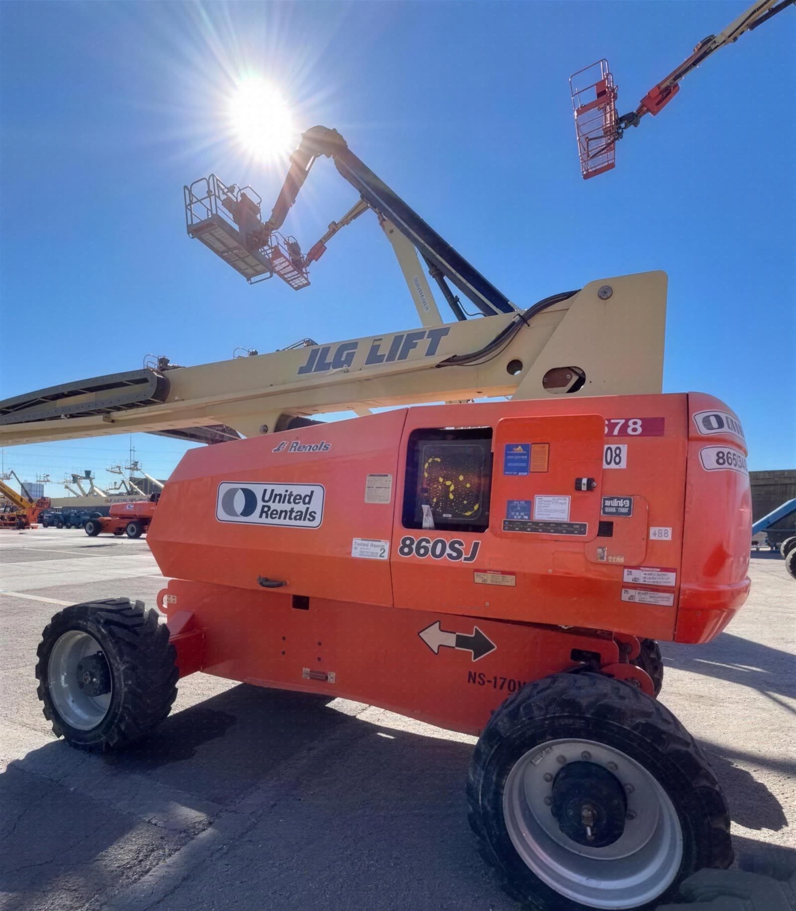 2017 JLG 860SJ BOOM 84-86' TELESCOPIC 4WD photo 2