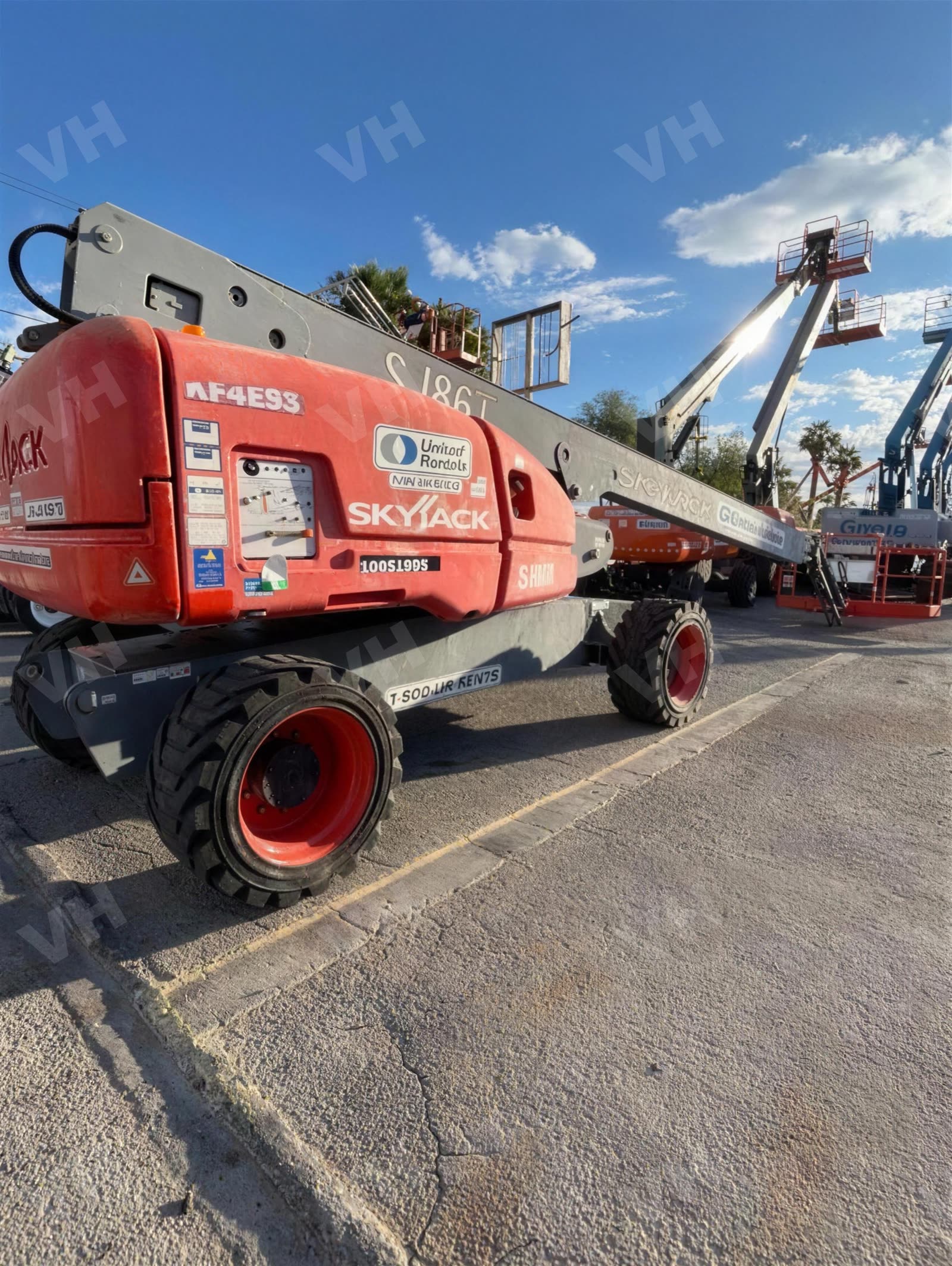 2017 Skyjack SJ86T BOOM 84-86' TELESCOPIC 4WD photo 2