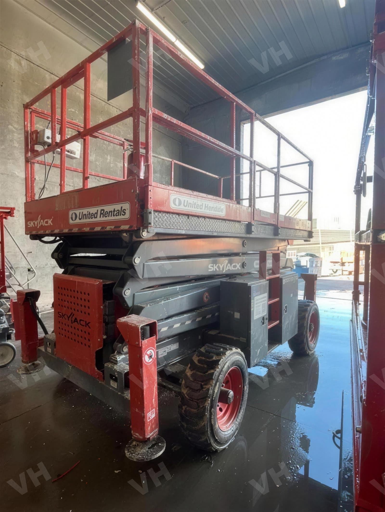 2017 Skyjack SJ8841RT SCISSOR LIFT 36-49' IC 4WD photo 5