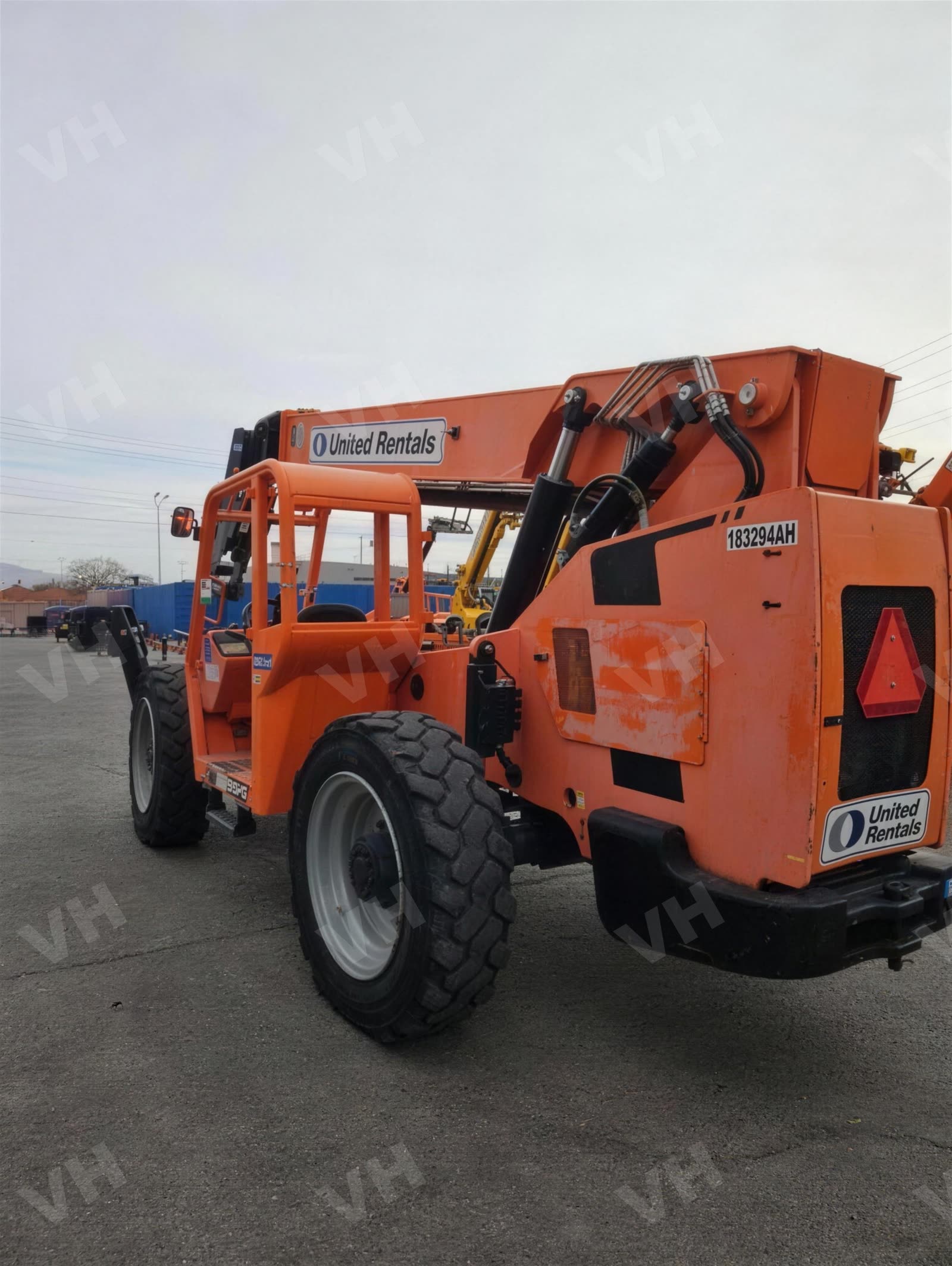 2017 SkyTrak 10054 FORKLIFT VARIABLE REACH 10000# 50'-62' photo 2
