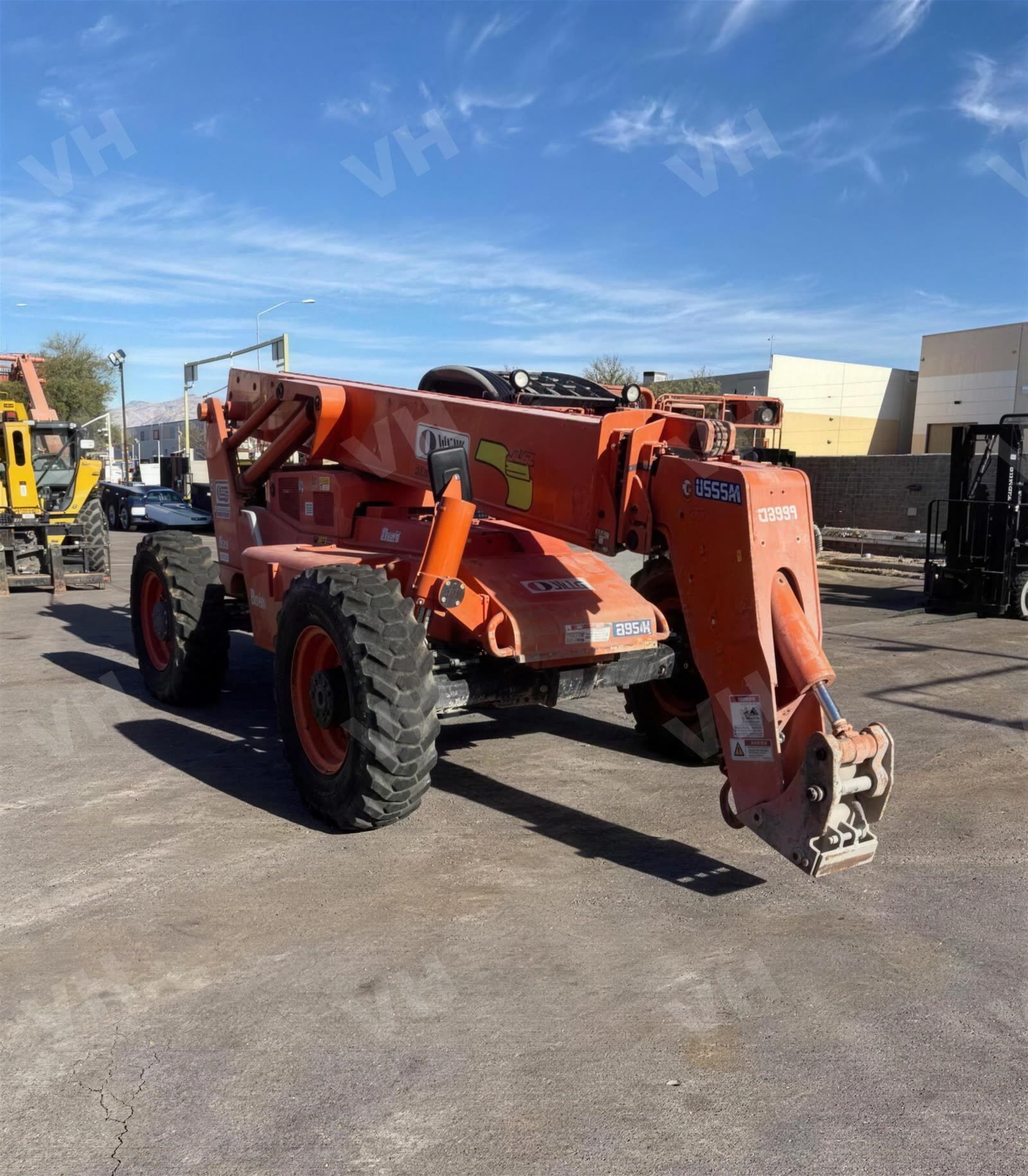 2017 Xtreme XR1045 FORKLIFT VARIABLE REACH 10000# 40-49' photo 3