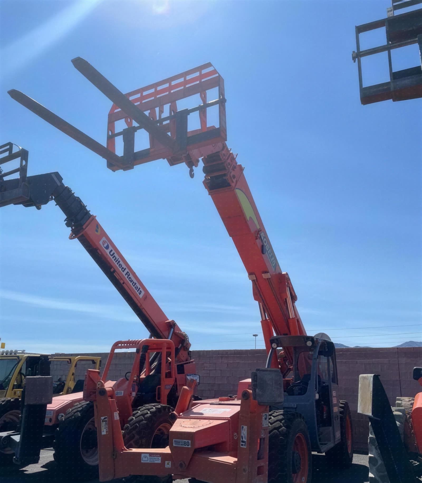 2017 Xtreme XR1055 FORKLIFT VARIABLE REACH 10000# 50'-62' photo 3