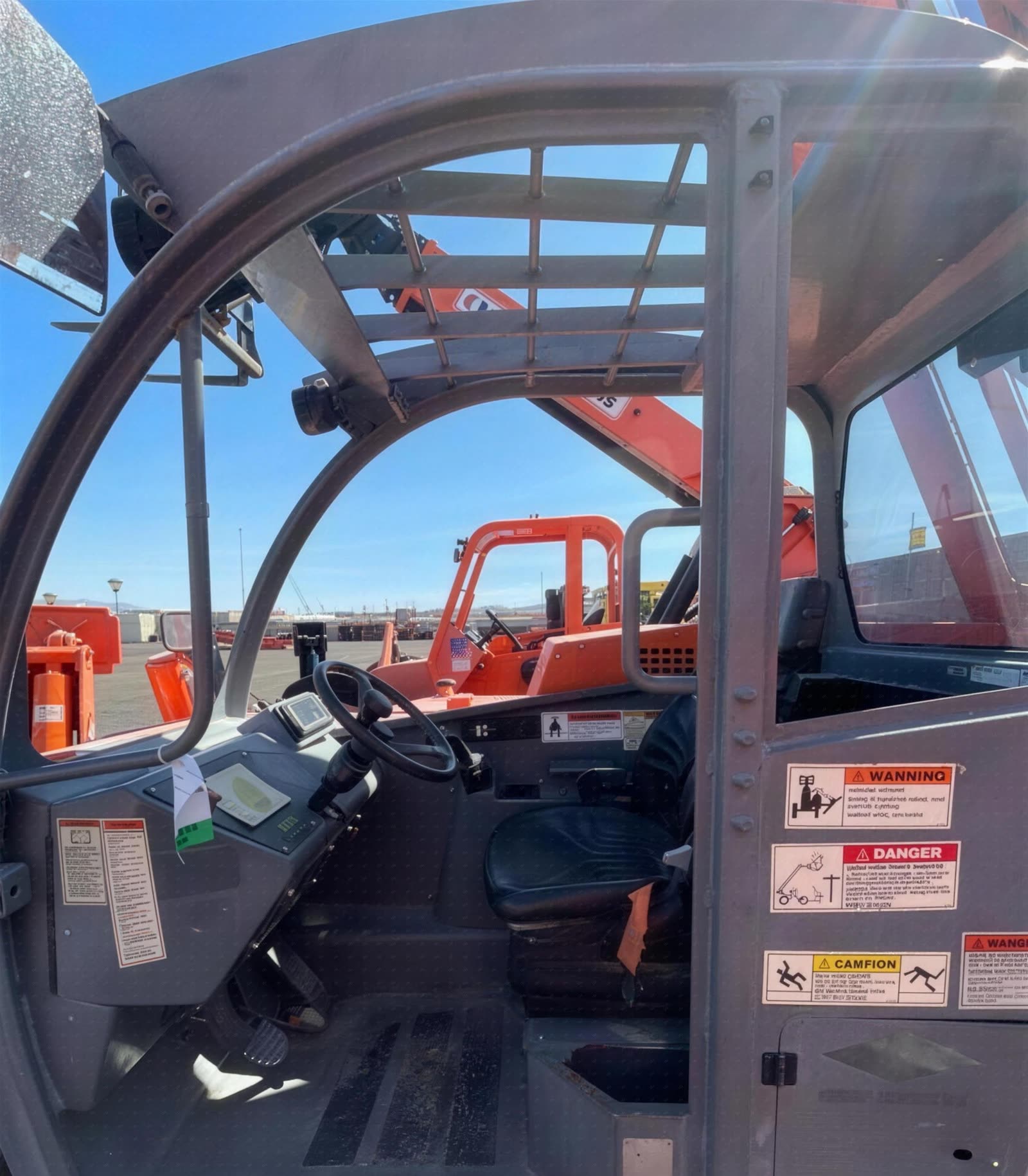 2017 Xtreme XR1055 FORKLIFT VARIABLE REACH 10000# 50'-62' photo 8