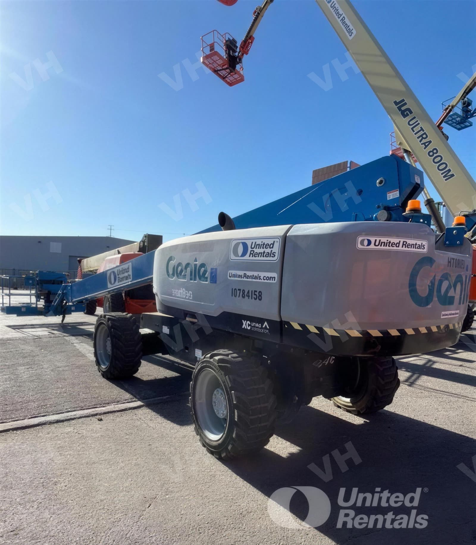 2018 Genie S-85XC BOOM 84-86' TELESCOPIC 4WD photo 2