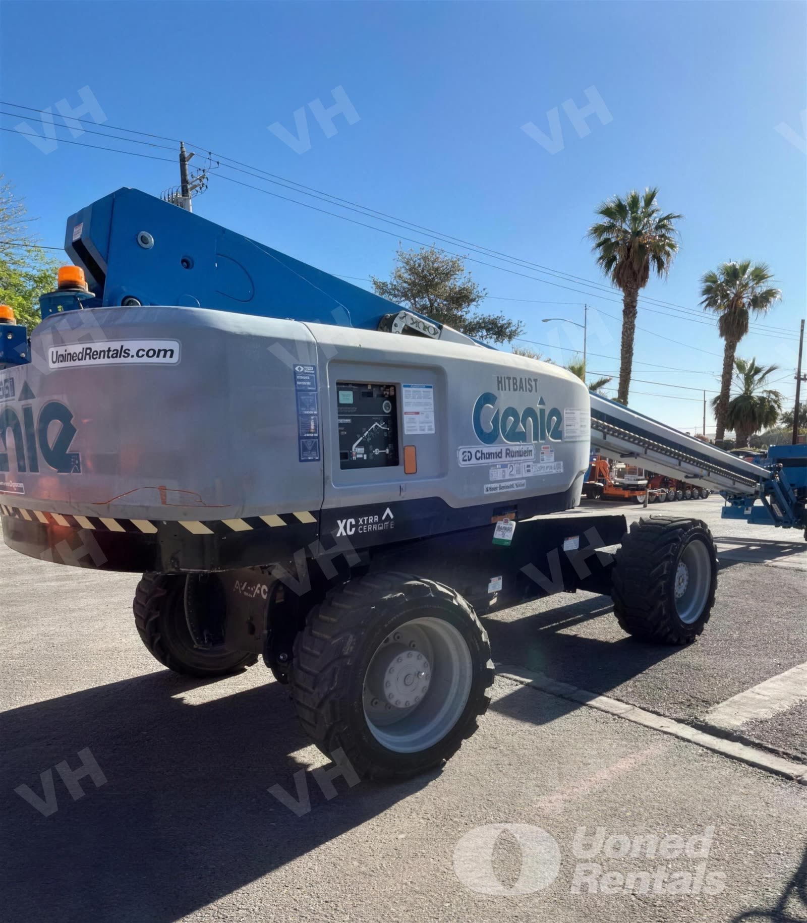 2018 Genie S-85XC BOOM 84-86' TELESCOPIC 4WD photo 4