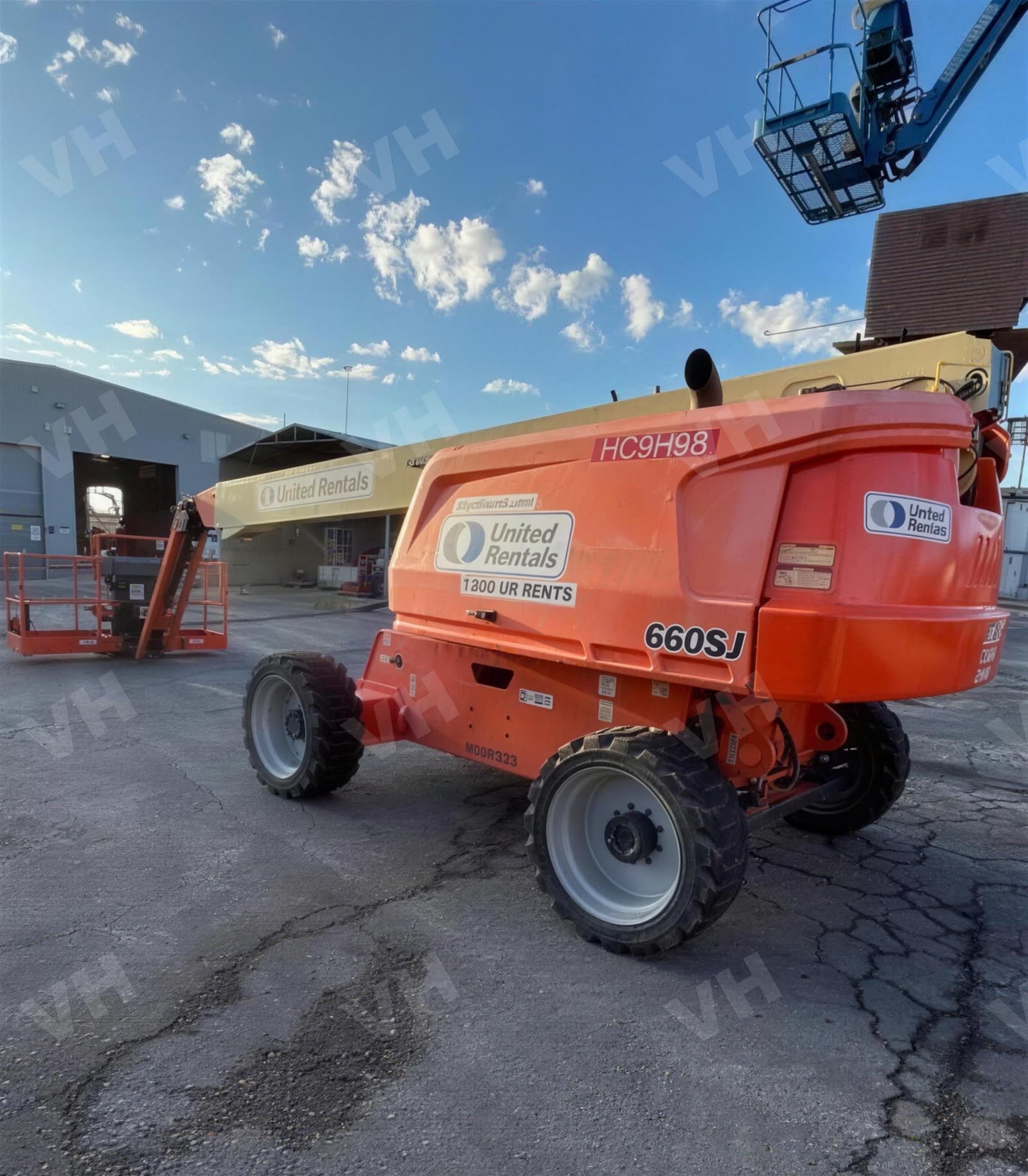 2018 JLG 660SJ BOOM 65-70' TELESCOPIC photo 2