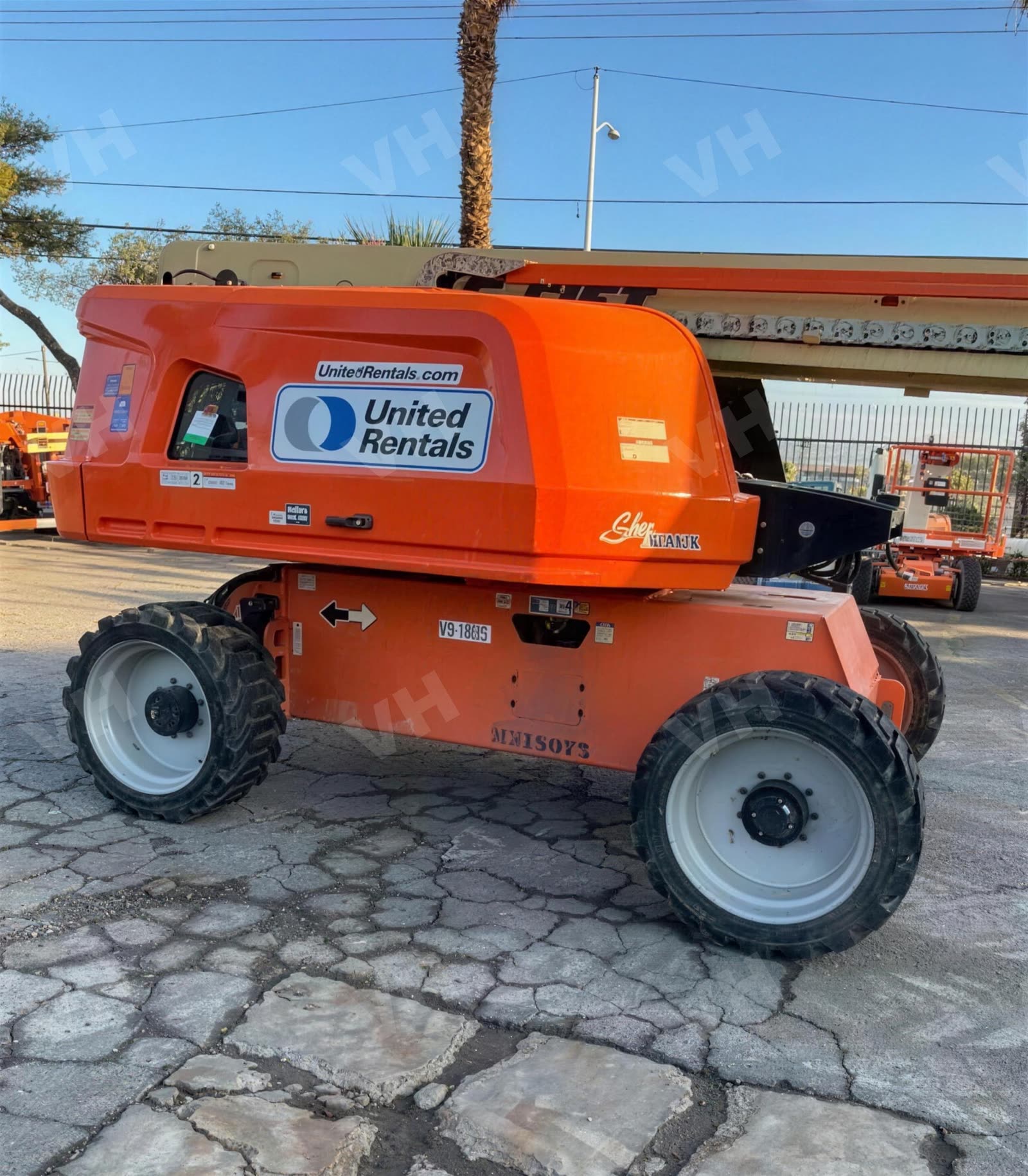 2018 JLG 660SJ BOOM 65-70' TELESCOPIC photo 4