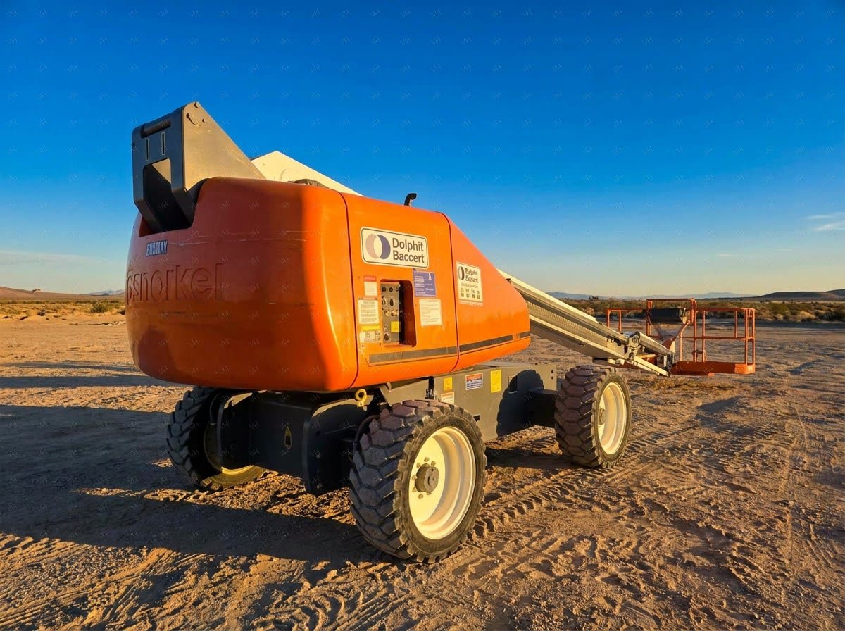 2018 SNORKEL 660SJ BOOM 65-70' TELESCOPIC