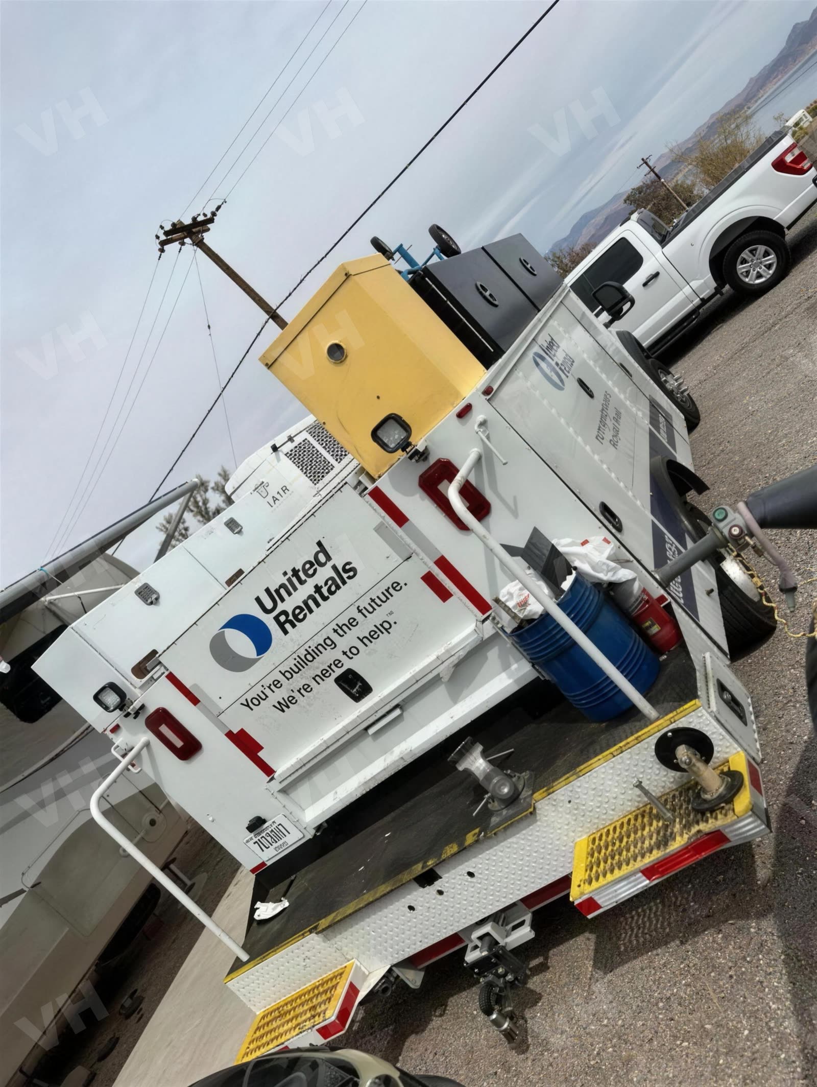 2019 Ford F550REGXLD4WD TRUCK WITH SERVICE BODY > 1 TON photo 6