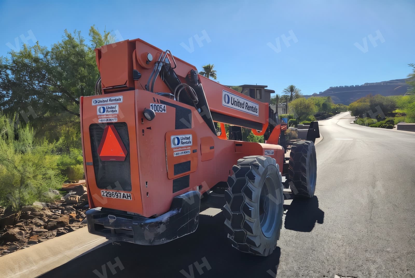2019 SkyTrak 10054 FORKLIFT VARIABLE REACH 10000# 50'-62' photo 9