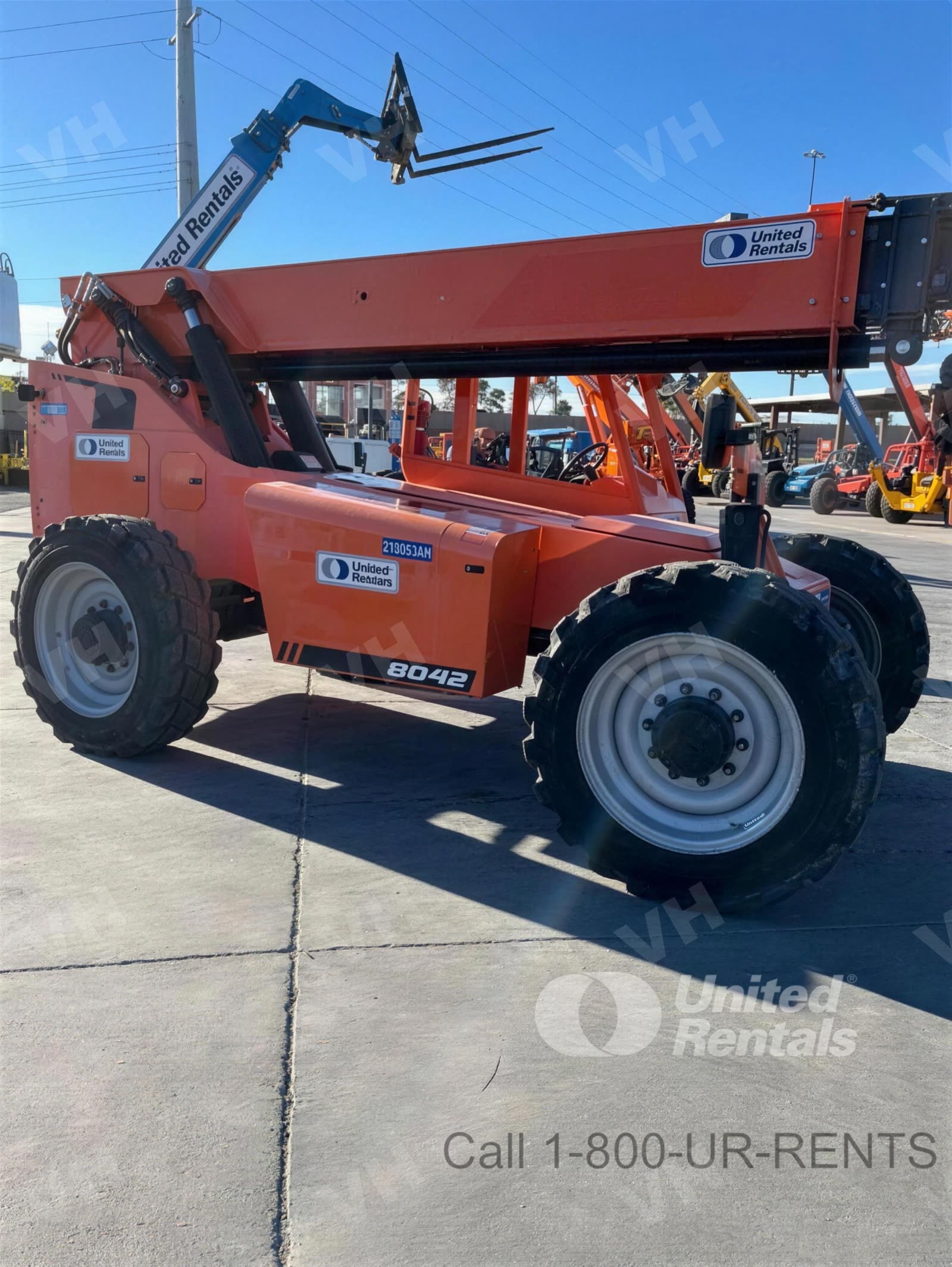 2019 SkyTrak 8042 FORKLIFT VARIABLE REACH 8000# 40-49' photo 4