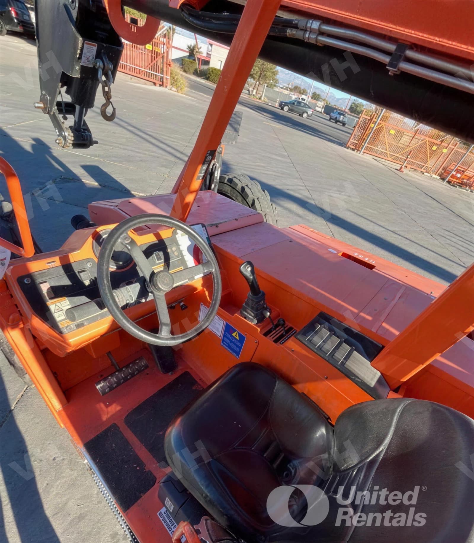 2019 SkyTrak 8042 FORKLIFT VARIABLE REACH 8000# 40-49' photo 6