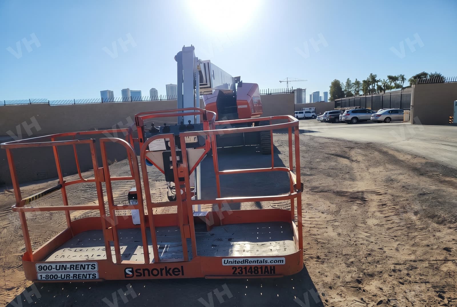 2019 SNORKEL 660SJ BOOM 65-70' TELESCOPIC photo 7