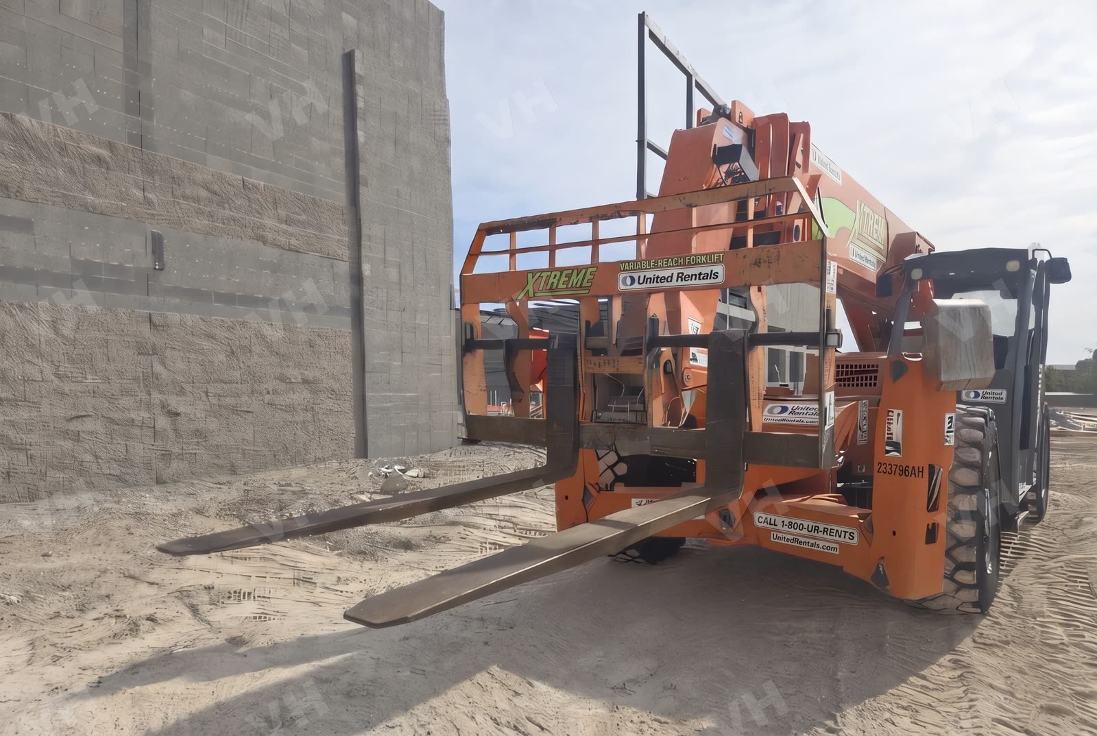 2019 Xtreme XR1055 FORKLIFT VARIABLE REACH 10000# 50'-62' photo 11