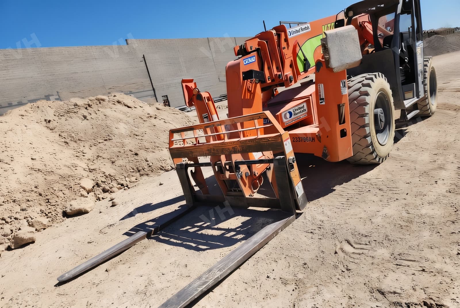 2019 Xtreme XR1055 FORKLIFT VARIABLE REACH 10000# 50'-62' photo 12