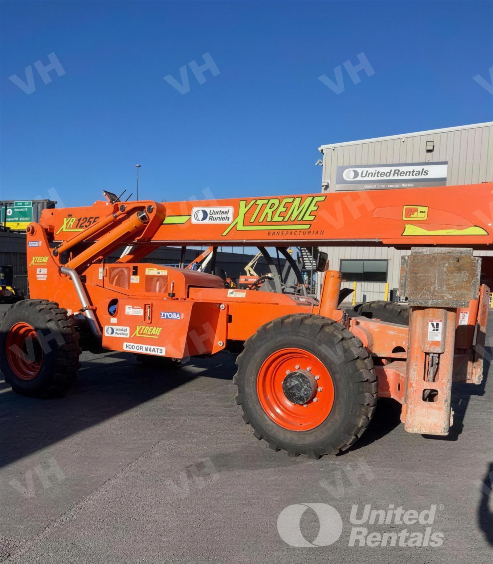2019 Xtreme XR1255 FORKLIFT VARIABLE REACH 12000# 53'-69' photo 6
