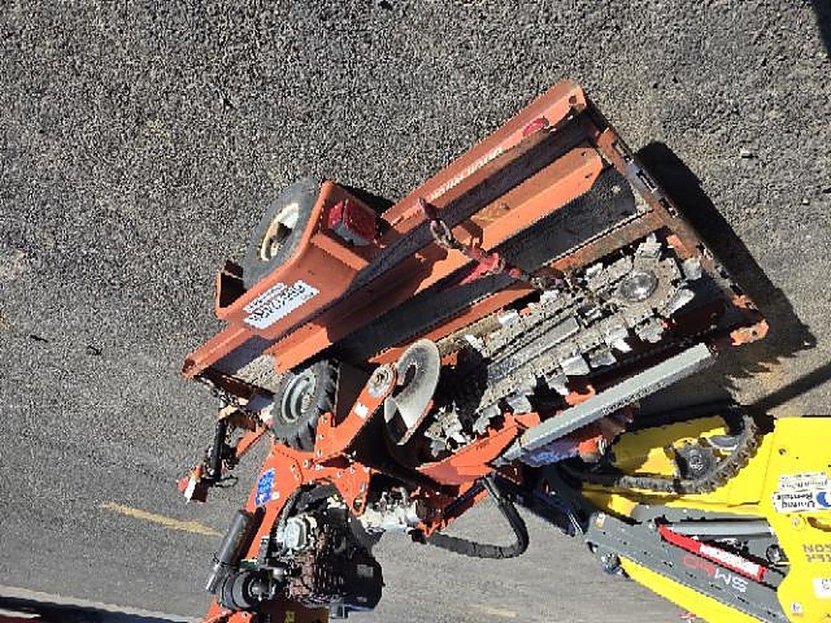 DITCHWITCH S1A photo 2