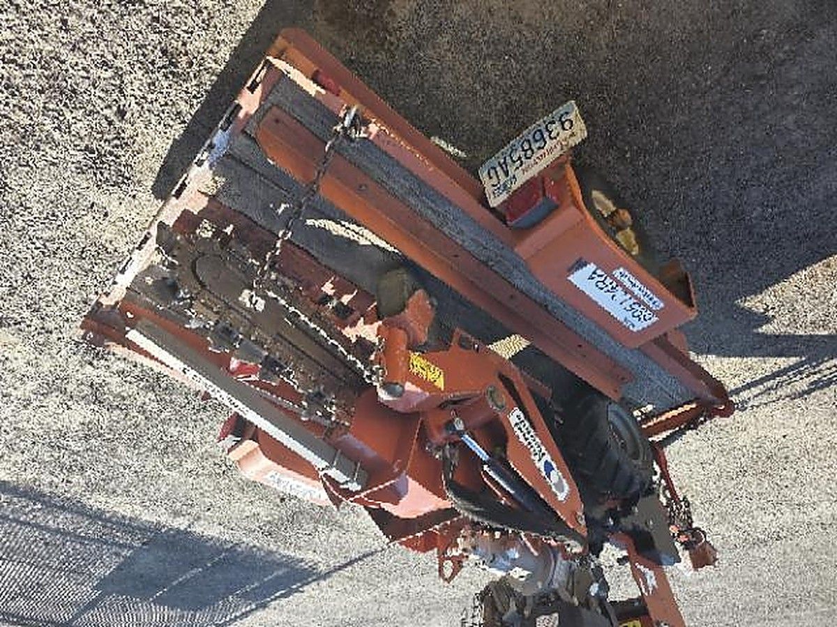 DITCHWITCH S1A photo 4