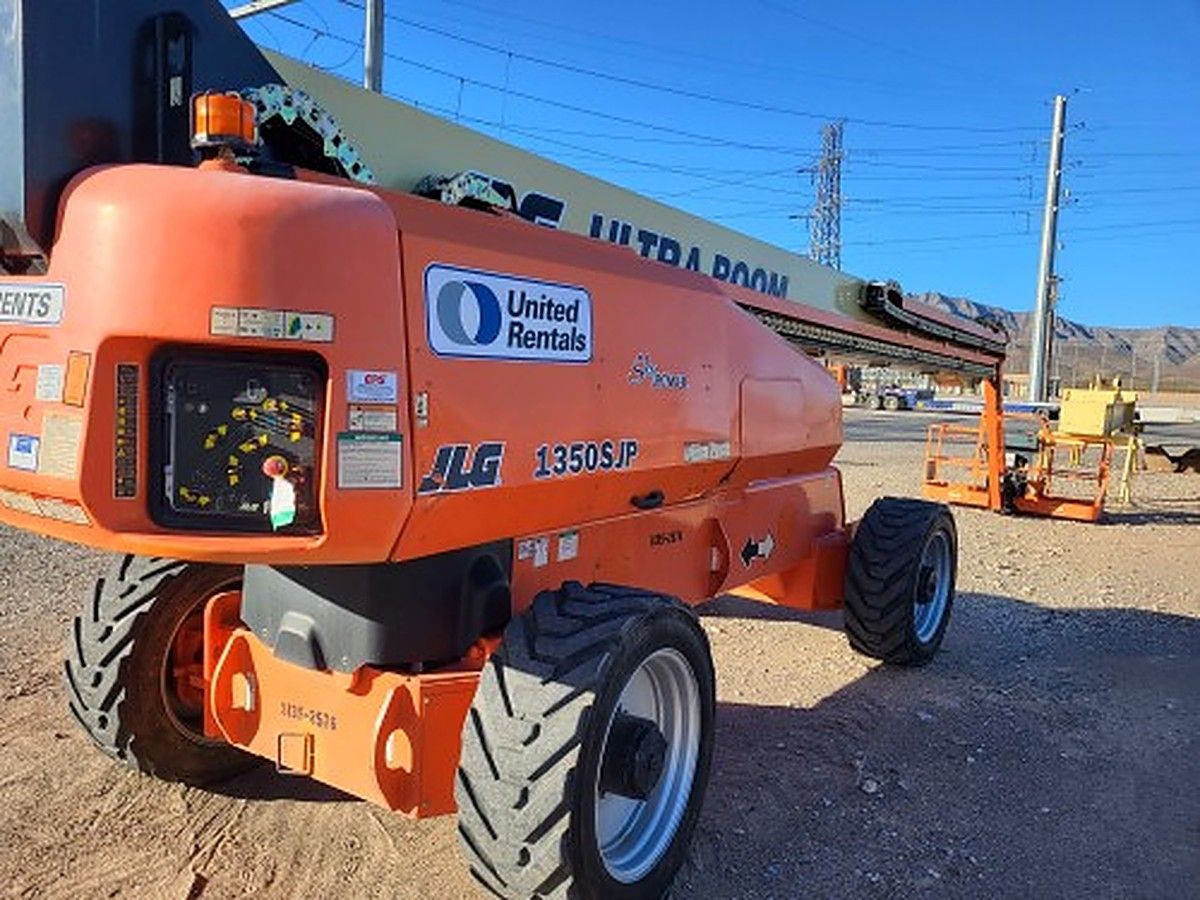 JLG 1350SJP photo 7