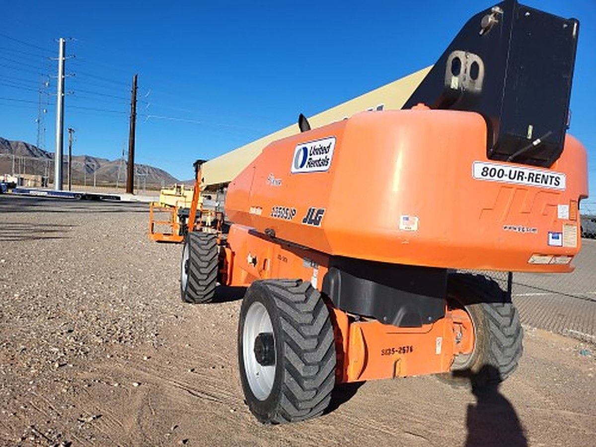 JLG 1350SJP photo 10