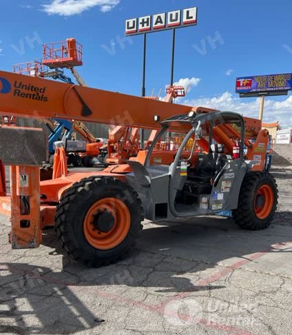 2008 Xtreme XRM1254 FORKLIFT VARIABLE REACH 12000# 53'-69'