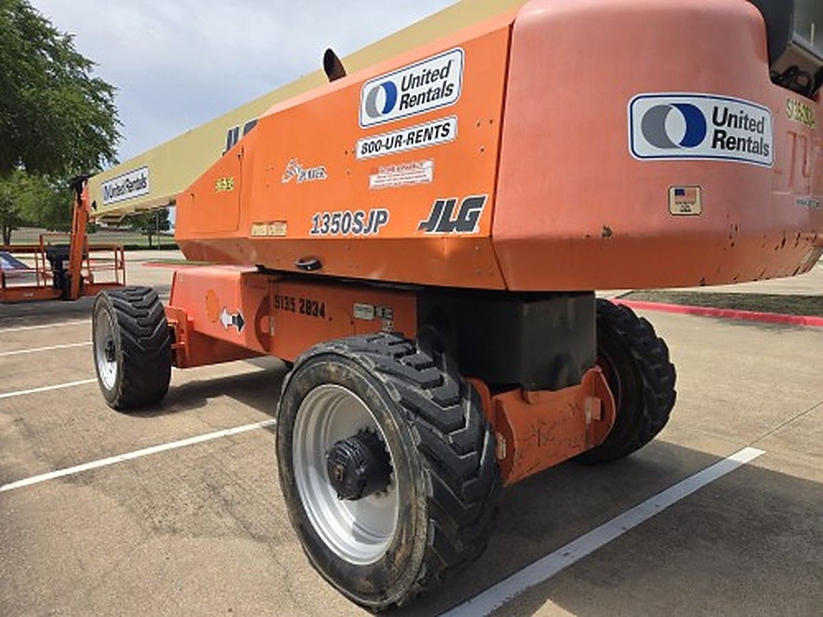 JLG 1350SJP photo 3