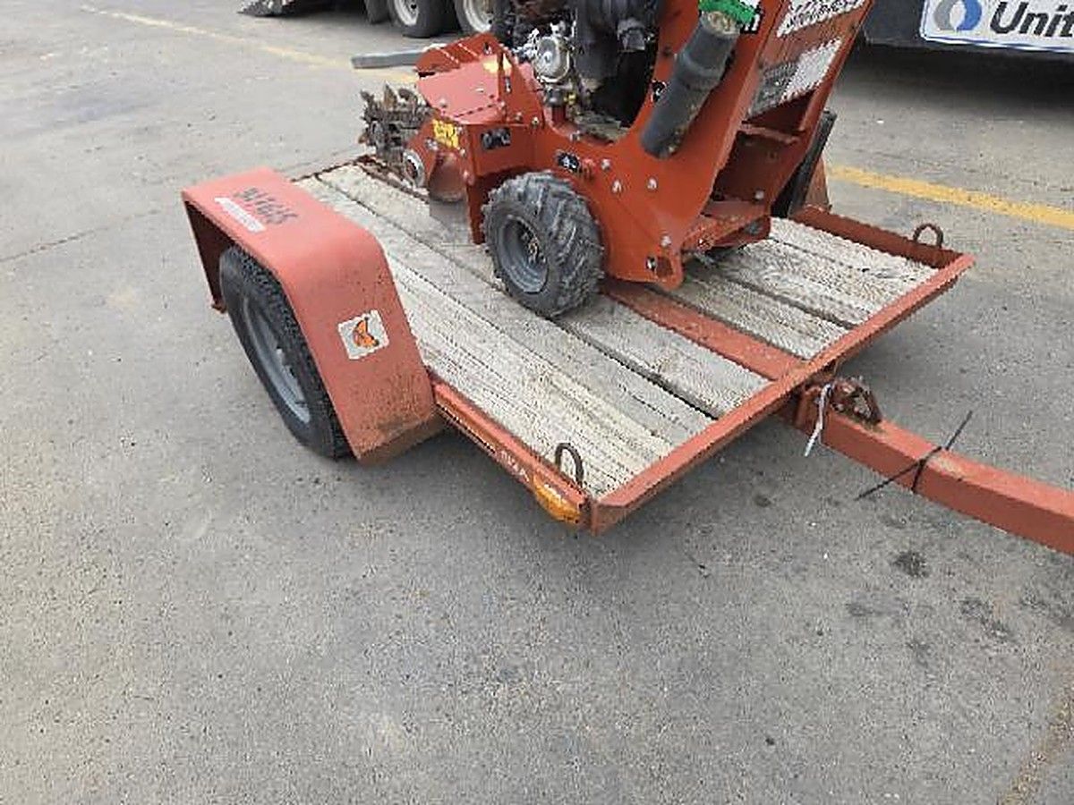 DITCHWITCH S2A photo 2
