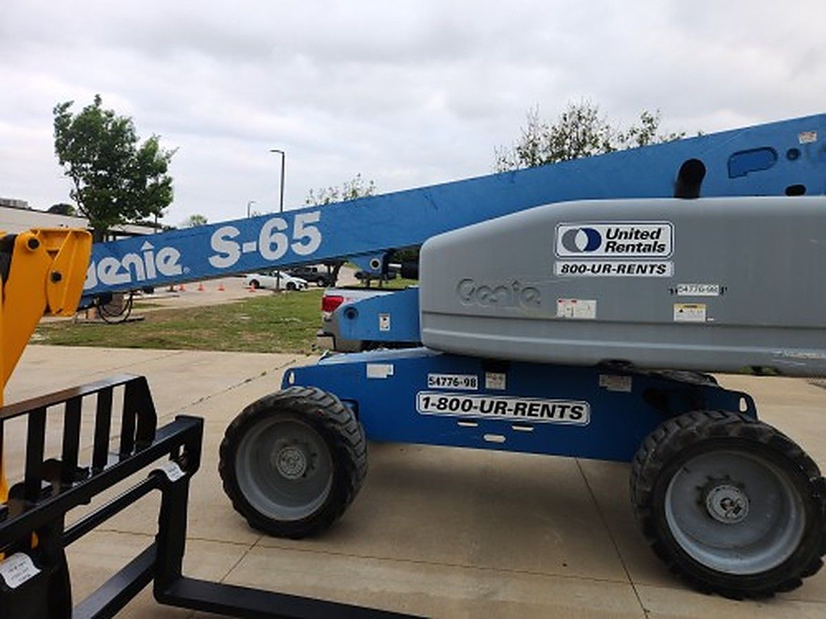 2012 GENIE S-65 for sale in Las Vegas, NV