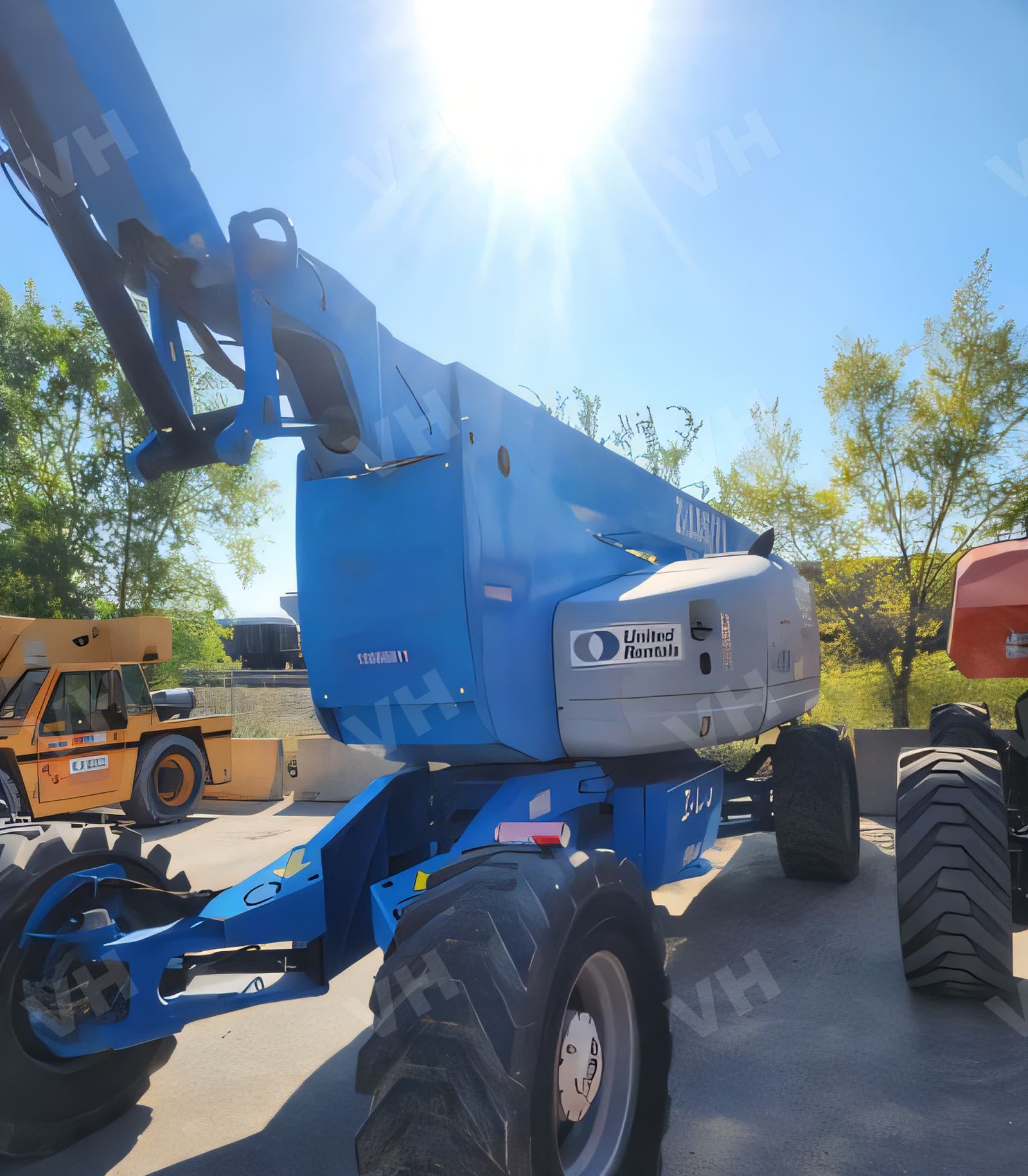 2012 Genie Z-135/70 BOOM 135' ARTICULATING IC 4WD photo 5