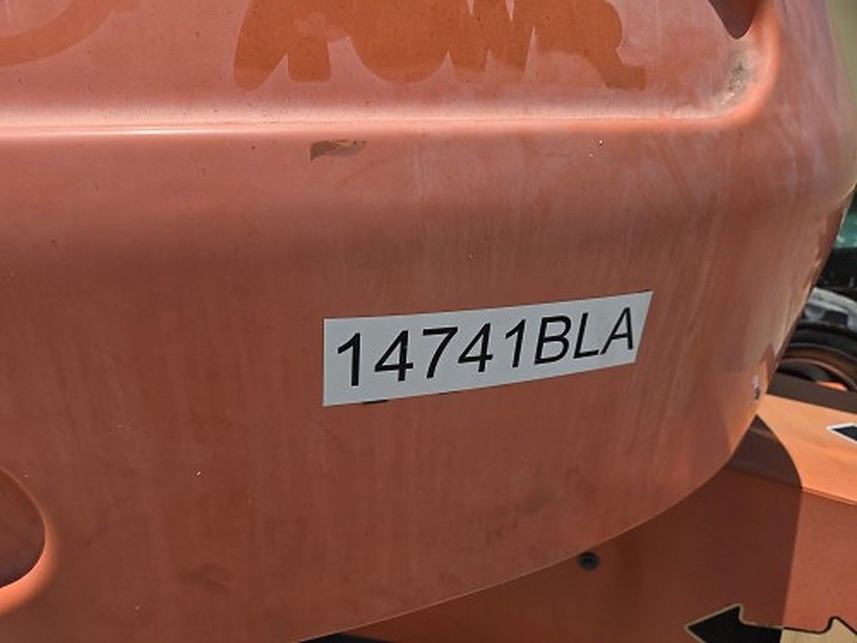 JLG 460SJ photo 3