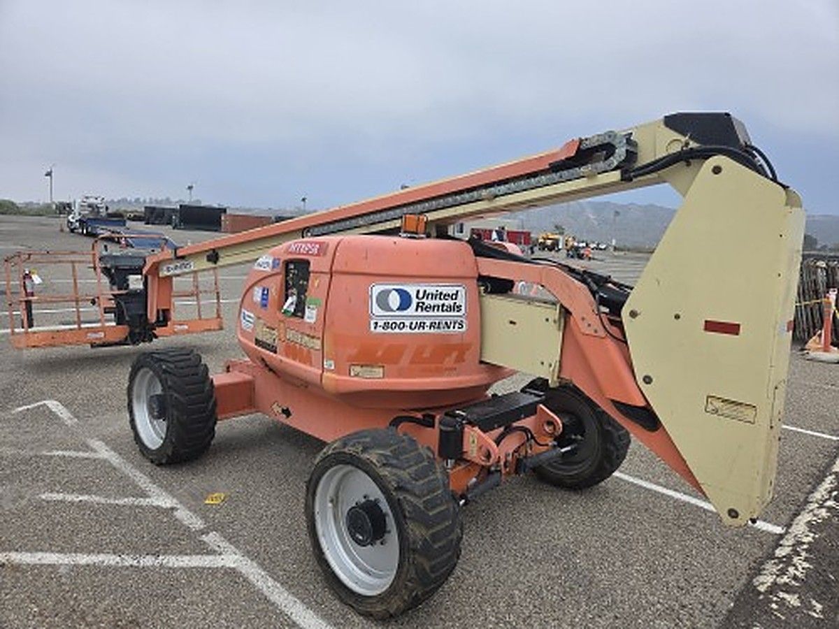 JLG 600AJ photo 3