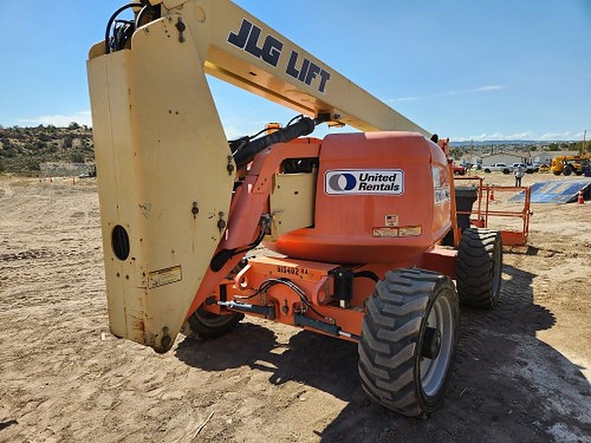 JLG 600AJ photo 2