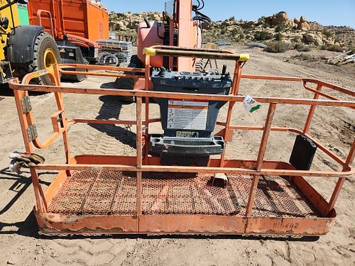 JLG 600AJ photo 5