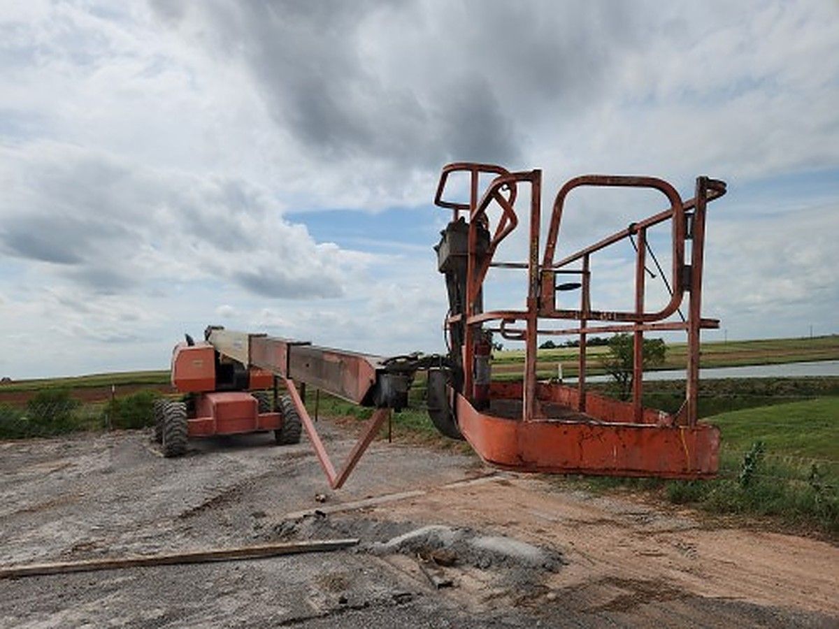 JLG 600S photo 3